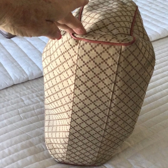 ****( Gucci  Diamante Canvas Sukey Bag..AUTHENTIC PAPERS - Picture 4 of 13